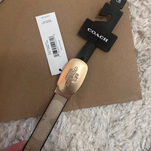 NWT!!Coach Women Eliza Cut to Size Reversible Belt in Signature style/Chalk - Picture 4 of 4